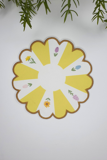decofav Nostalgic Flower Shaped Decorative Design Embroidery Edge Fabric Cocktail Napkin 2 Pieces