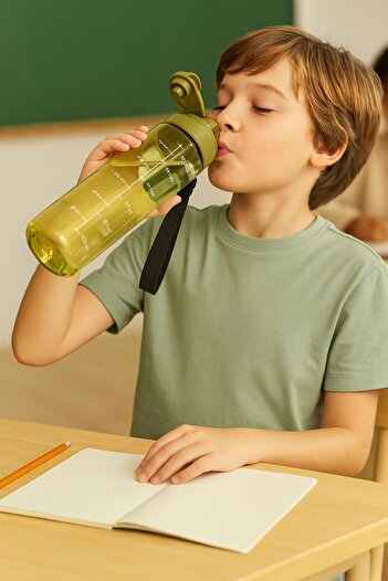 Open Home Concept Green Leak-Proof Drip-Proof Water Bottle - 1 Liter School Workplace Gym