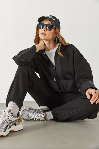 VENA Black Brenna Legged Merit Raised Sweatpants