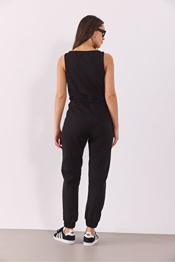 VENA Veronica V-Neck Sleeveless Jumpsuit - Black