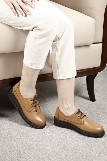 GÖNDERİ(R) Women's Light Tan Lace-Up Padded Sole Genuine Leather Shoes