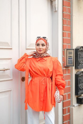 LOCCO Orange Shirt - Hidden Pleat Detail on the Front and Buttoned