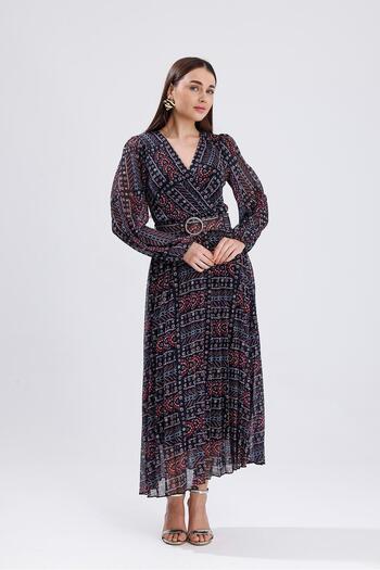 h hera giyim Double Breasted Collar Pleated Chiffon Dress - Black