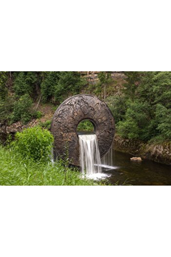 media Iron Waterfall Wallpaper, 250 x 200 cm