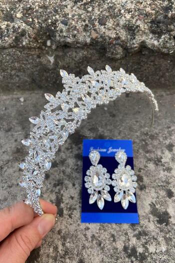 Hobigram Clara Silver Bridal Henna Crown Special Occasion Accessory Women's Crown and Three Shuttle Earrings Set