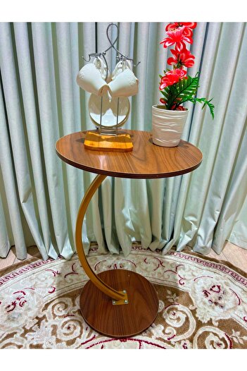 Un Modern C-Shaped Round Wooden Sofa Side Table