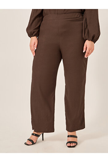 Styli Plus Size Mid Rise Wide Leg Pants