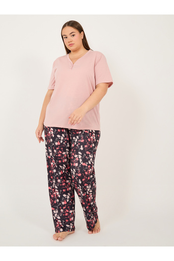 Styli Plus Size Plain Button Placket T-Shirt and Printed Pyjama Pants Set