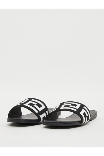 Styli Textured Printed Flat Sandals