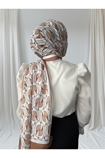 ESSLERA Geometric Patterned Milk Coffee Soft Shawl