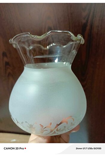 Genel Markalar Fanus Avize Camı Mat Beyaz HATALI ÜRÜN(Boyu 14 Cm, Çapı 12 Cm)