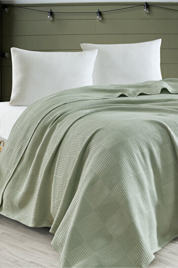 Eponj Home Double 100% Cotton Pique Cover 200X230 cm – Tile Patterned Green – Weave Series