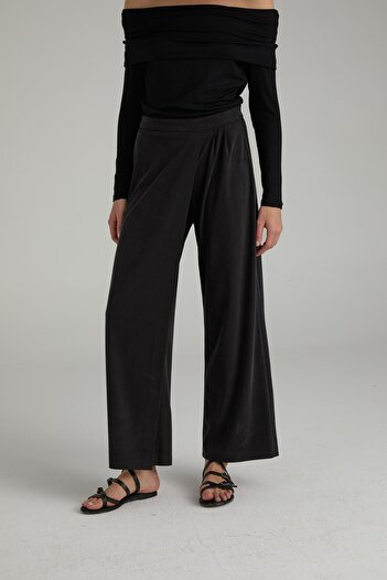 Brand Up Relax Fit Dökümlü Pantolon