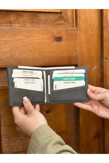 SÜNELA Men's Leather Look Wallet