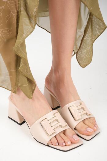 Mio Gusto Erna Beige Color Women's Slippers with Buckle Accessories