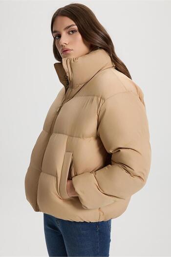 VENA Women's Lucia Beige Puffer Coat