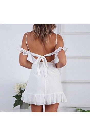 FASHION COCKTAIL Mini rochie boemă cu dantelă, cu bretele, decoltată romantică, în relief, albă