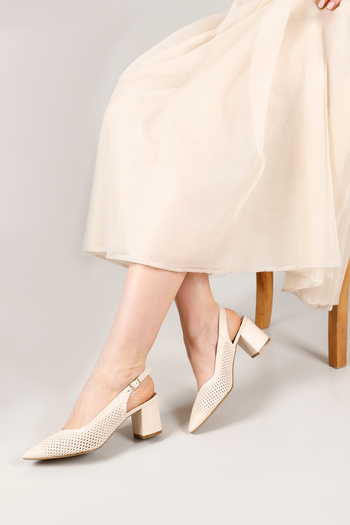 GÖNDERİ(R) Women's Cream Medium Thick Heeled Open Back Shoes