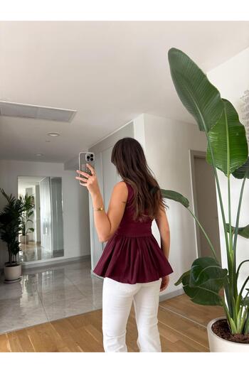 LE CARAMBOLE Women's Burgundy Belted V-Neck Blouse
