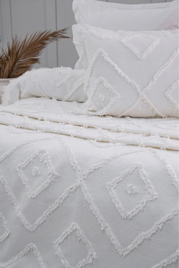 lusso stile Scandinavian Pattern Double Ecru 240X250 and 2 Pillow Cases