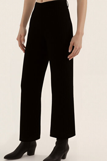 Vitrin Palazzo Trousers with Collet Detail