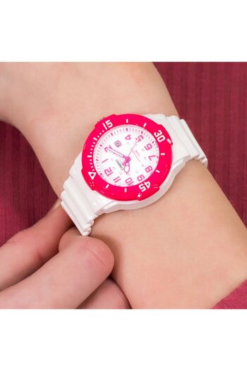 Casio Ladies watch, Casio, Collection LRW LRW-200H-4B