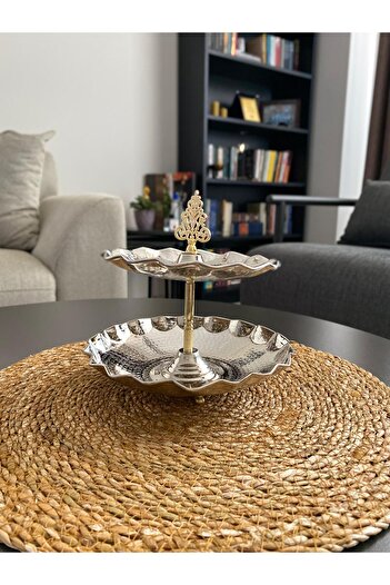 Layla Copper Çift Katlı Gümüş Renk Dövme Desenli Bakır Kurabiyelik-Sunumluk