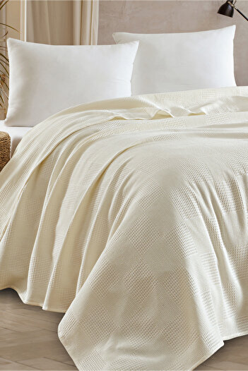 Eponj Home Battal Boy 100% Cotton Pique Cover 240X230 cm – Cream with Tile Pattern – Weave Series