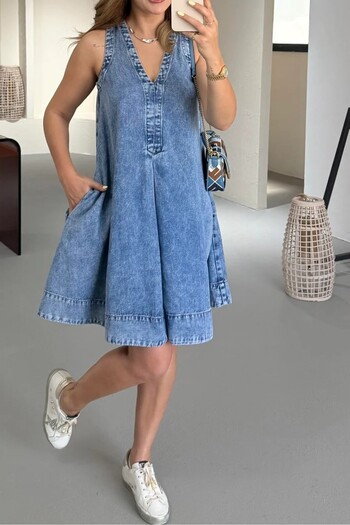 Suziş ROCHIE DE DENIM Pliată în față cu decolteu în V 4S772