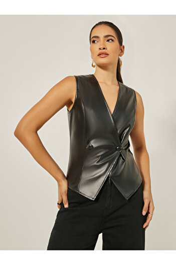 Styli V-Neck Buttoned Waistcoat
