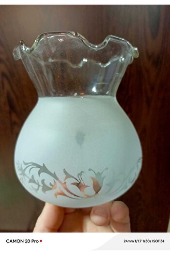 Genel Markalar Fanus Avize Camı Mat Beyaz HATALI ÜRÜN(Boyu 14 Cm, Çapı 12 Cm)