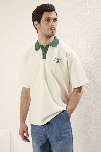 Trendyol Collection Ecru Regular Polo Neck Plain Knitted Polo Neck T-Shirt Tmnss25Po00005
