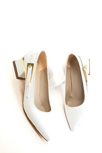 SOHO Weiße klassische Damenschuhe mit Absatz 20366