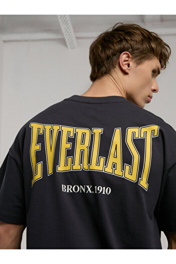 EVERLAST Ανδρικό μπλουζάκι Ever Classics Oversize με στάμπα στην πλάτη καπνιστό