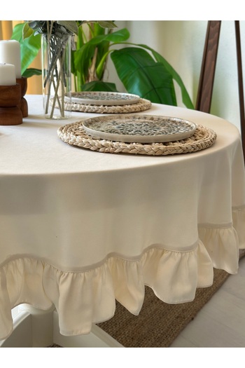 Decamor home Velvet Textured Vintage Ecru Ruffled Round Tablecloth Hassle-Free