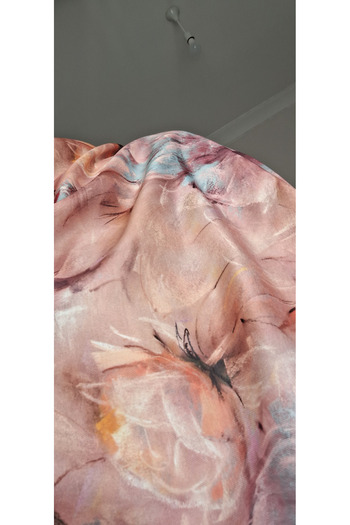 Lavena scarfs Ανοιξιάτικη Σειρά Floral Pattern Βαμβακερό Ψηφιακό Μαλακό Σάλι - Πούδρα