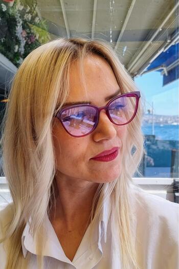 Mood Agenda Women's Fallon Blue Light Protection Relaxing Cat Eye Model Display Glasses