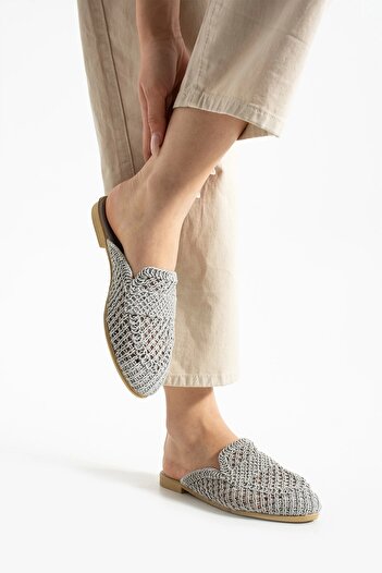 Sivarro Velora Women's Straw Knitted Slippers – Gray Elegance