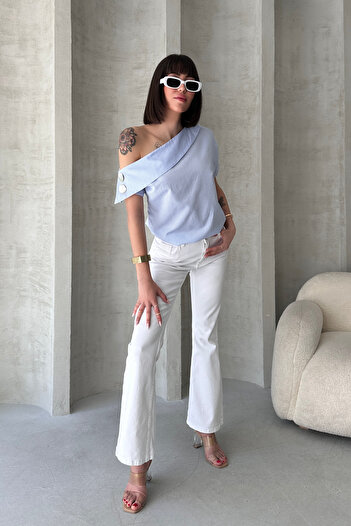 New Now Button-Detail Cross-Collar Sleeveless Design Shirt