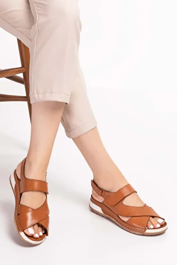 Gondol Women's Genuine Leather Anatomical Sole Sandals Iz.4601 Tan