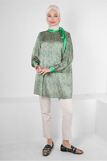 Alvina PATTERNED COLLAR BINDING DETAIL SATIN TUNIC 43934