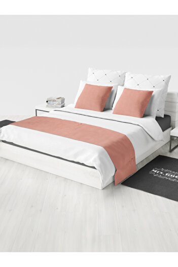 Mrs.Gugar Powder Colored Double Bed Runner and Throw Pillow Set