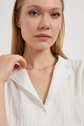 Arma Life Women's Open Collar Short Sleeve White Crop Shirt with Pockets