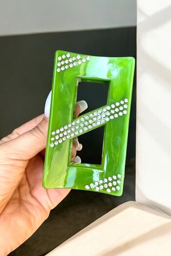 TAKIŞTIR Green Color Marble Patterned Stone Detailed Bone Peg Buckle