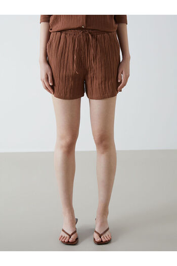 LC Waikiki Textured Women's Shorts with Elastic Waist