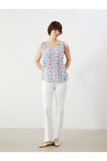 LC Waikiki Mixed V-Neck Floral Blouse