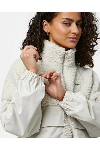 Nike Sportswear Essential Cozy Oversized Faux Fur and Ripstop Fabric Full-Zip Krem Kadın Peluş Mont