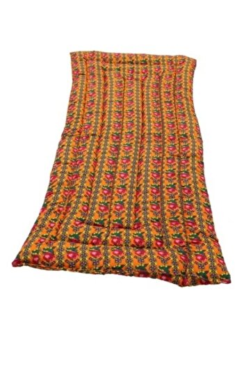 Generic Cotton sleeping blanket for camps and rest houses, soft to the touch, made of high-quality materials