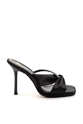 Bambi Black Women's Slippers K04726555538
