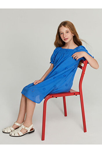 LC Waikiki Square Neck Scalloped Detailed Girl's Dress